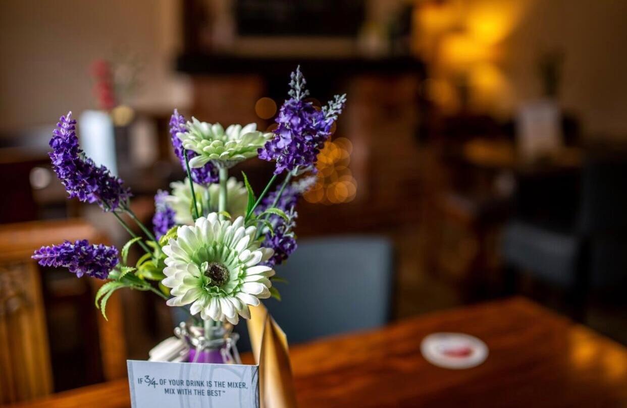 The Old Ship Inn Lowdham Экстерьер фото